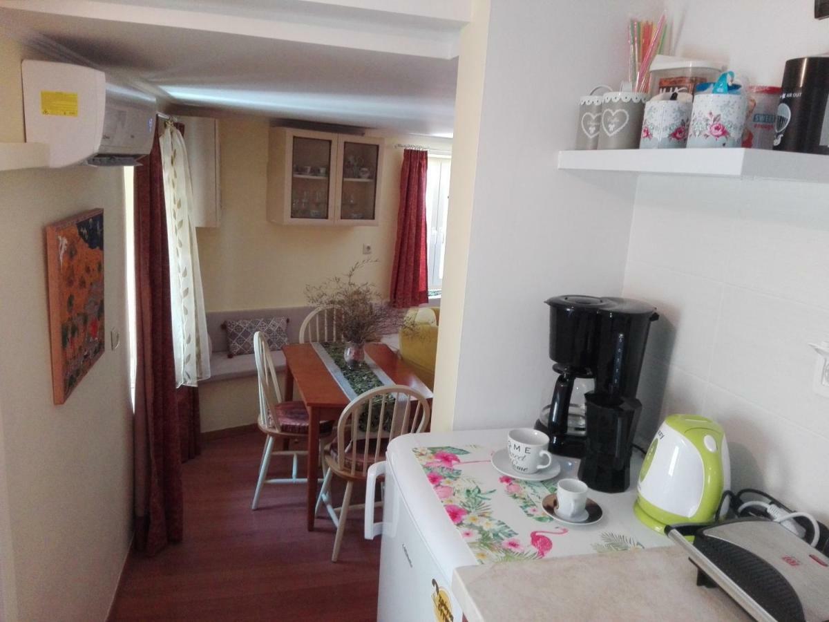 Venetian Well Cozy Apartment Corfu Old Town Exteriör bild