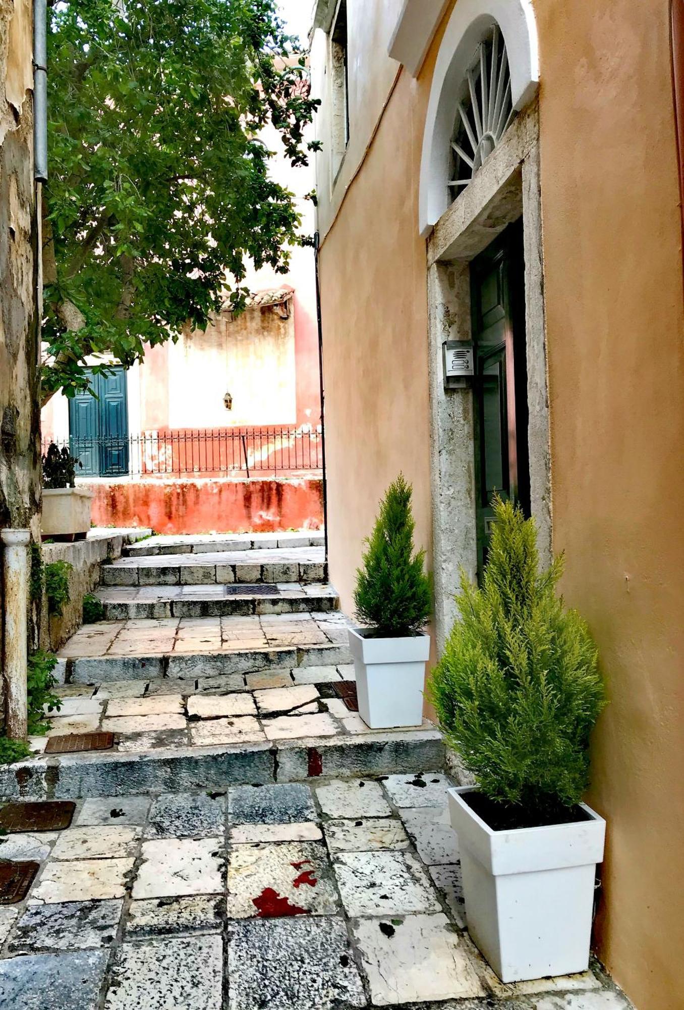 Venetian Well Cozy Apartment Corfu Old Town Exteriör bild