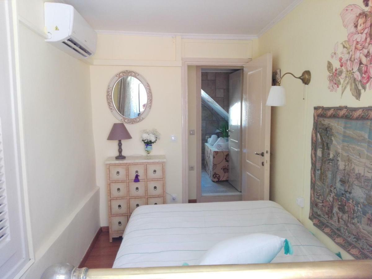 Venetian Well Cozy Apartment Corfu Old Town Exteriör bild